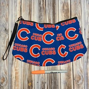 Chicago Cubs Pleated Wristlet Pouch